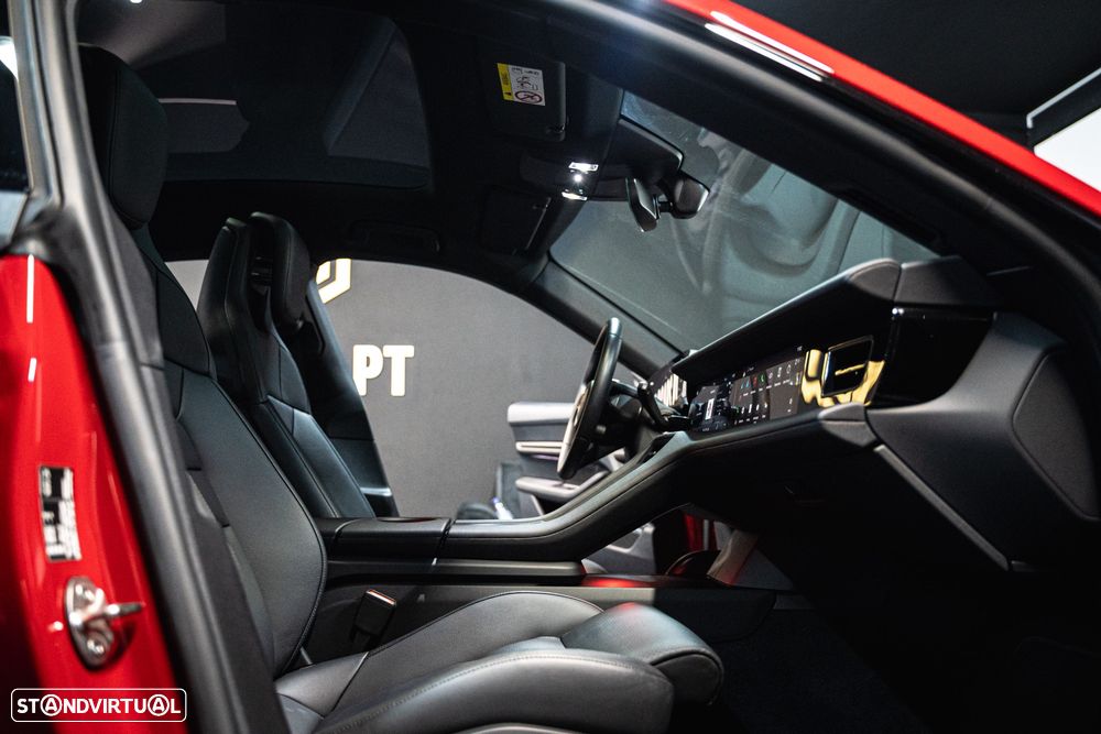 Porsche Taycan Bateria Performance Plus - 26