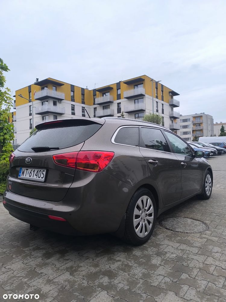 Kia Ceed 1.6 GDI L - 7