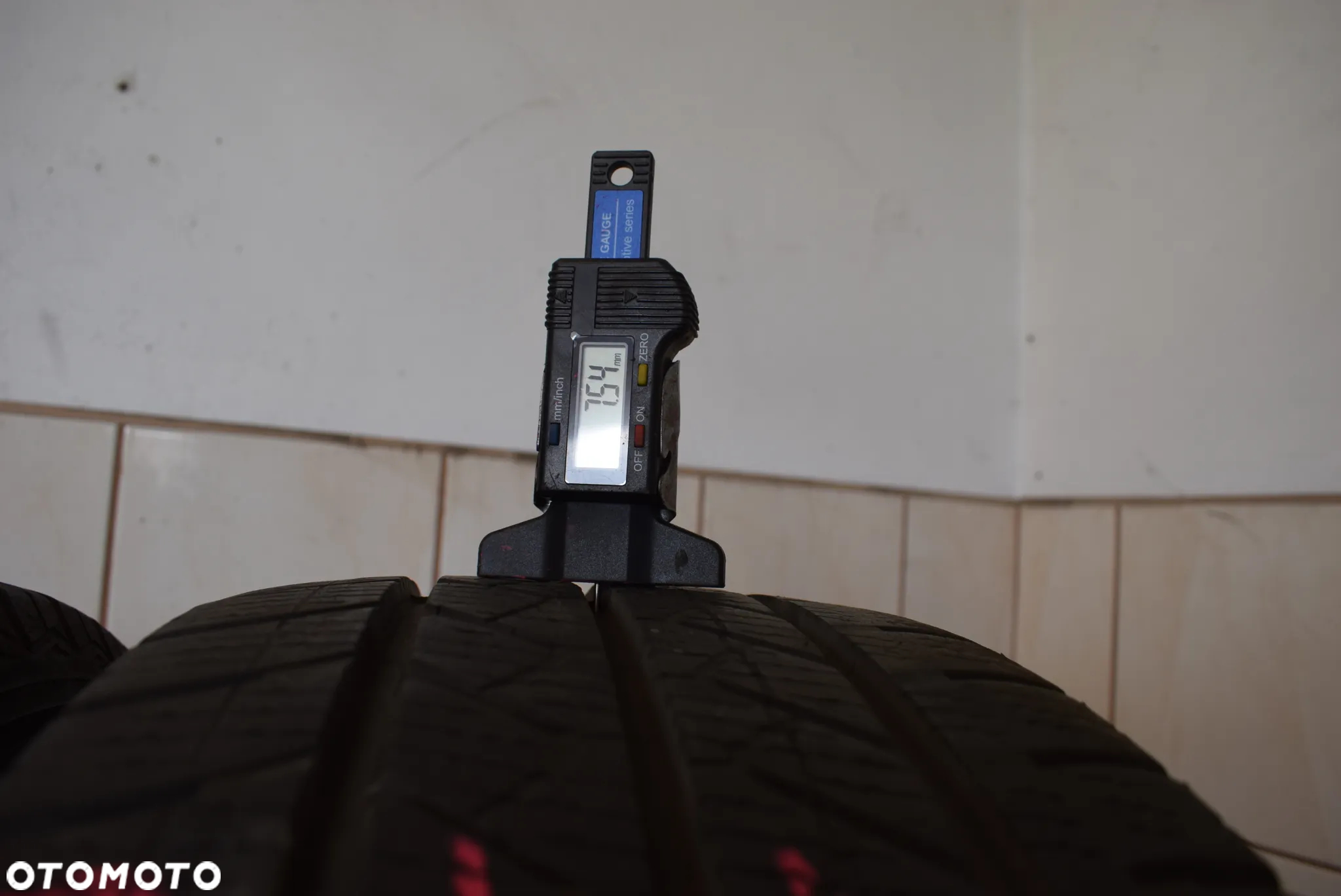 R16C 215/65 Goodyear Vector 4Seasons Cargo Cena za parę - 5