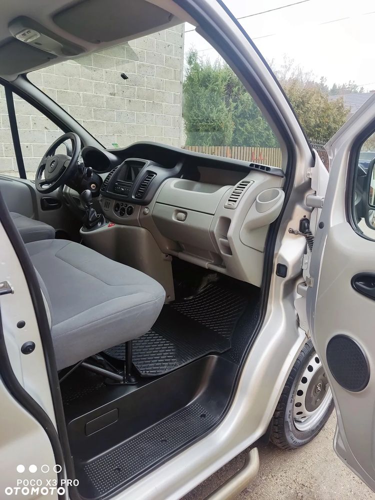 Opel Vivaro - 20
