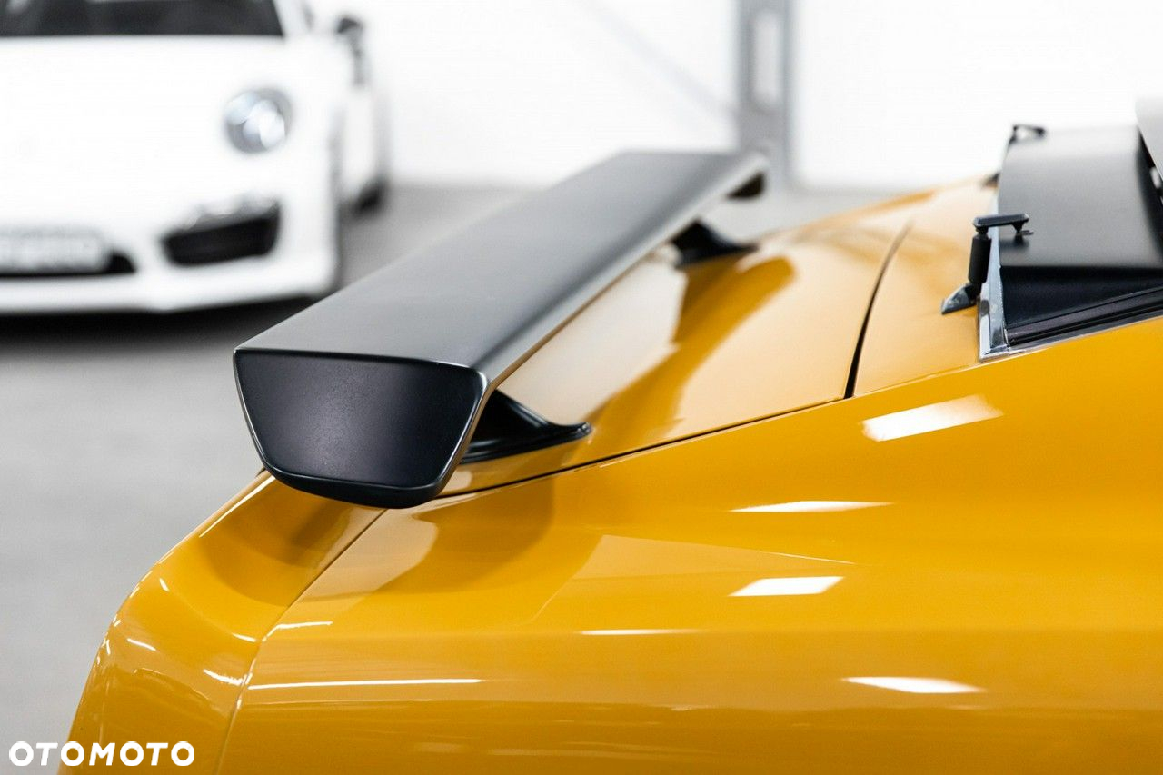 Ford Mustang - 17