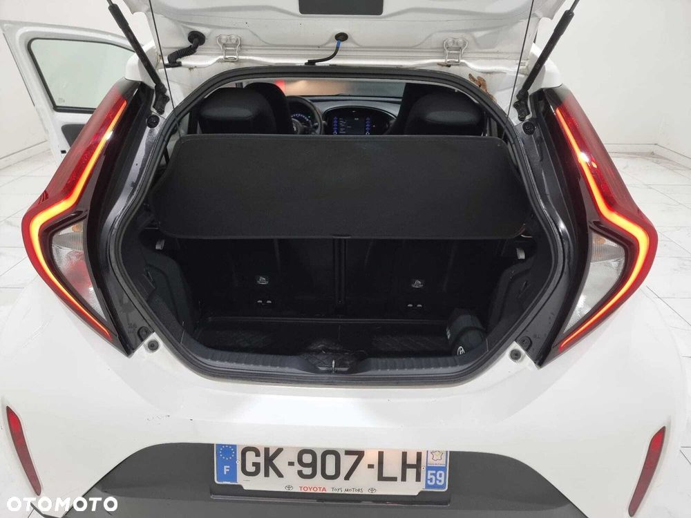 Toyota Aygo X - 21