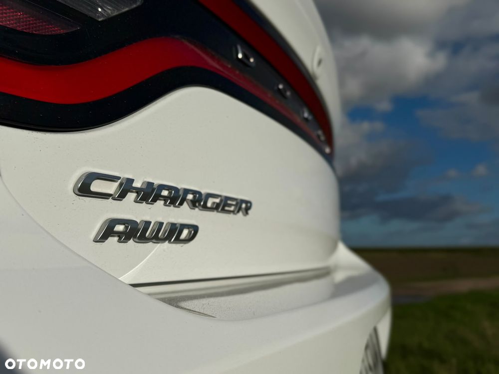 Dodge Charger - 10