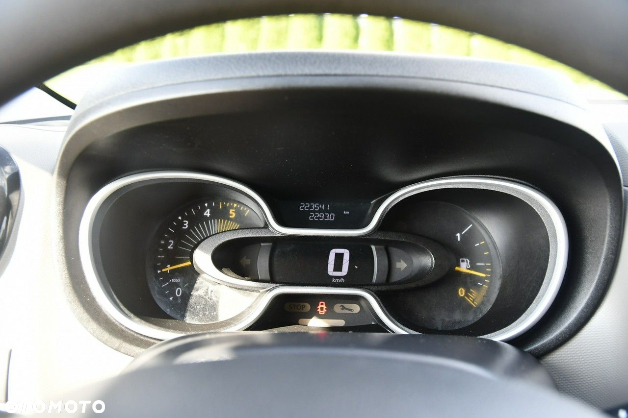 Renault Trafic - 26