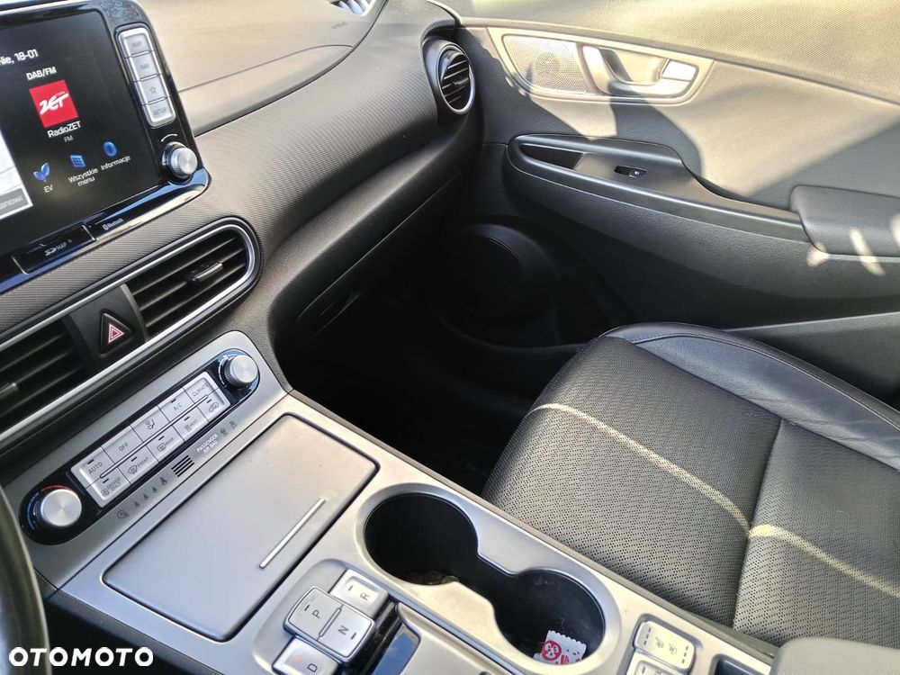 Hyundai Kona Premium - 5