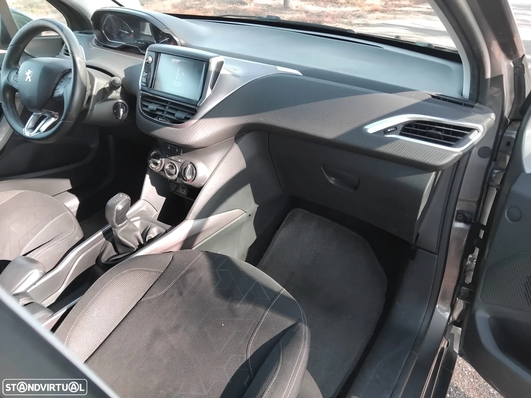 Peugeot 2008 1.4 HDi Allure - 10