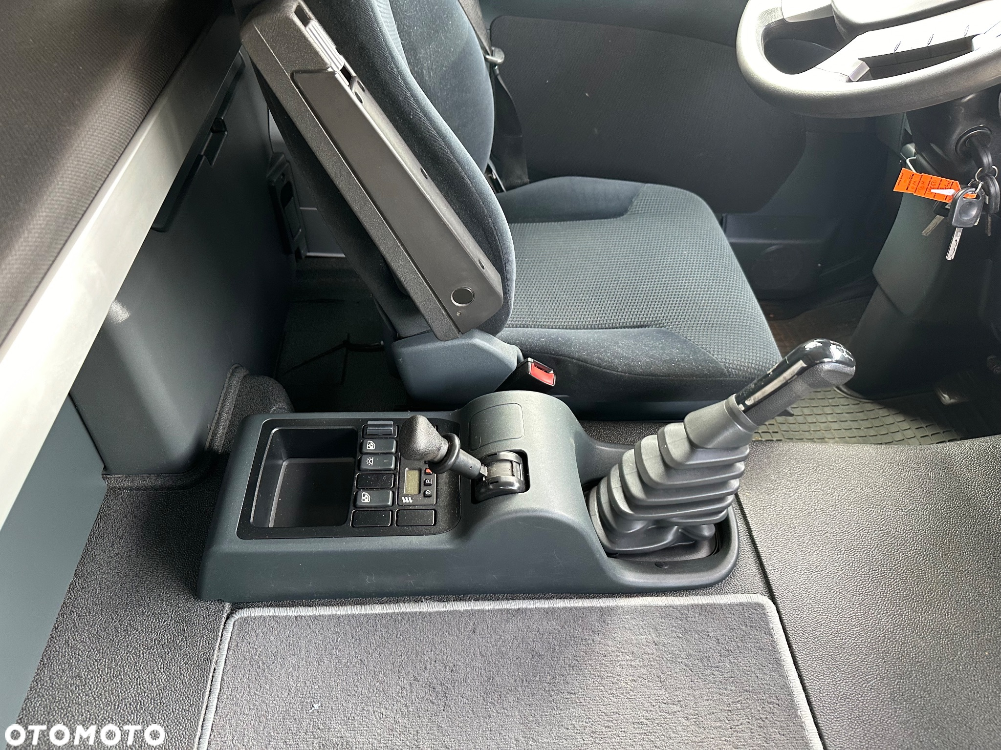 MAN TGM 18.340 EEV  167 tys km KONTENER  7.40M - 24