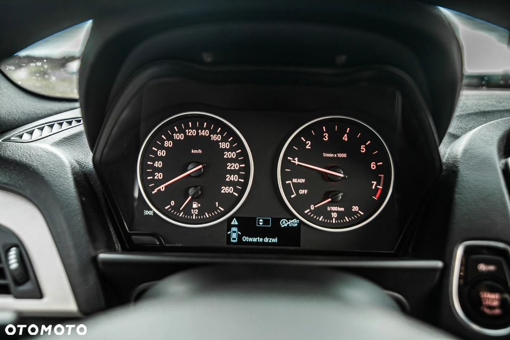 BMW Seria 1 116i - 19