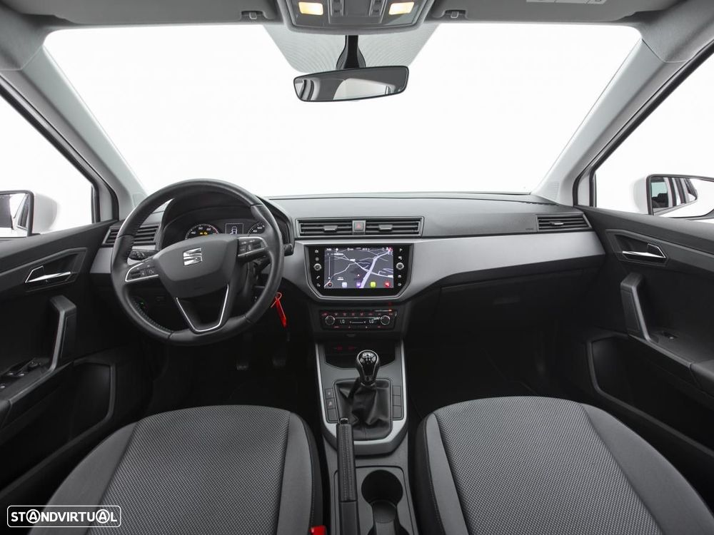 SEAT Arona - 8