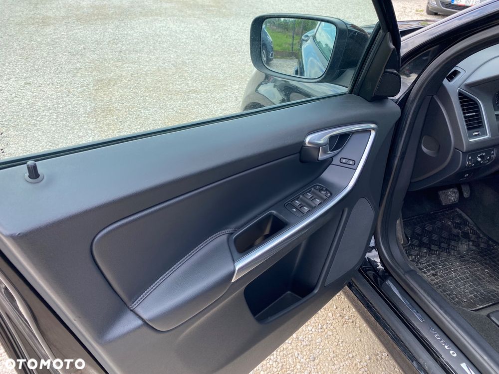 Volvo XC 60 D3 Geartronic Kinetic - 16