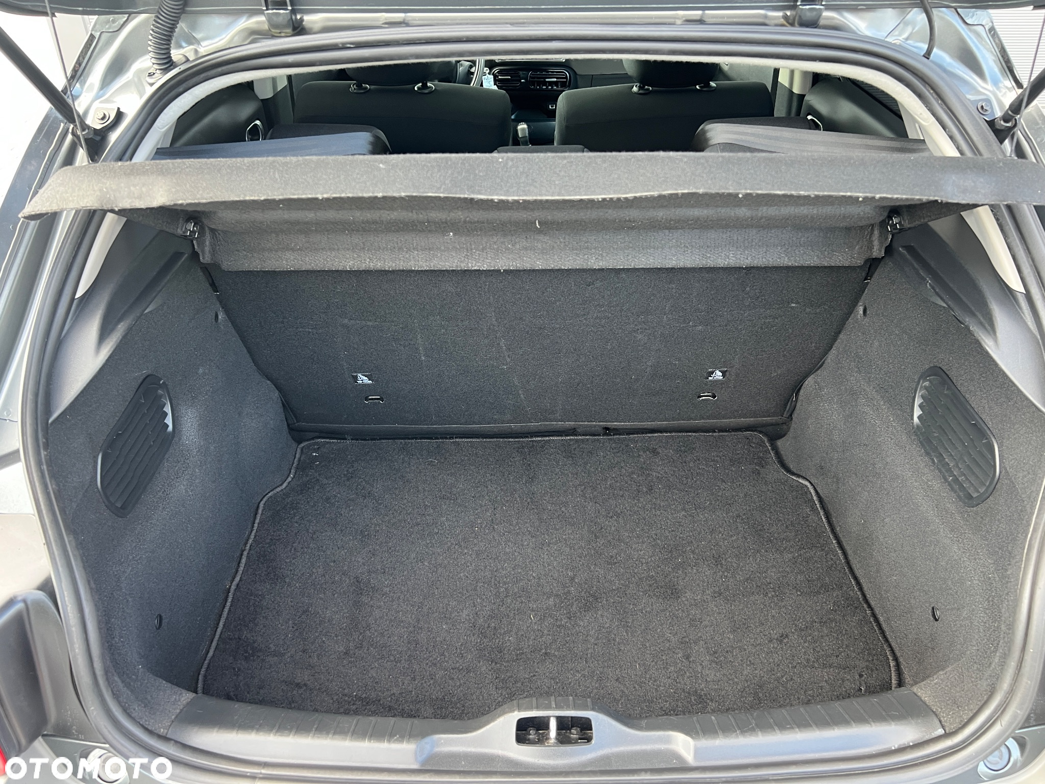 Citroën C4 Cactus 1.2 PureTech Shine Edition S&S - 30