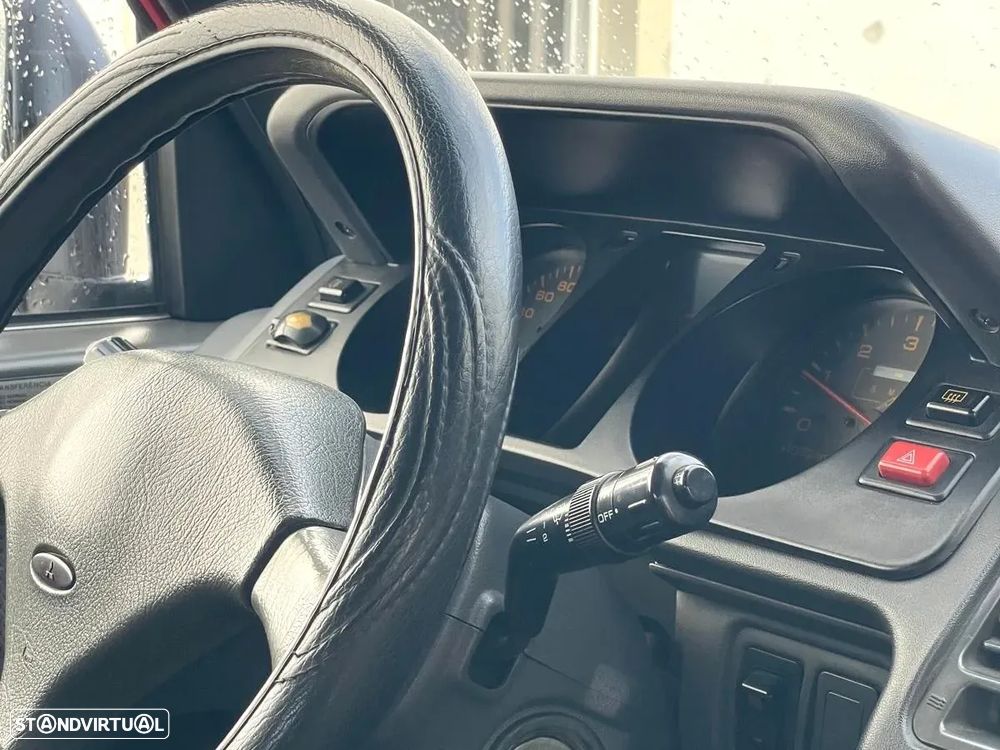 Mitsubishi Pajero 2.5 TDi GLS - 20