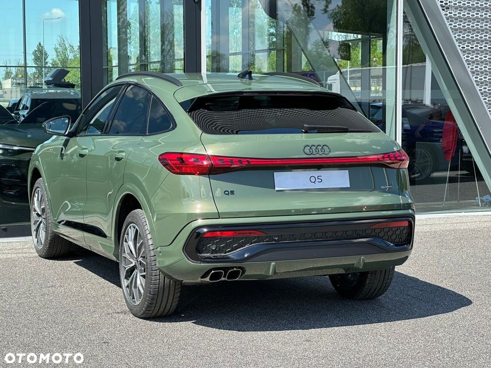 Audi Q5 Sportback - 9