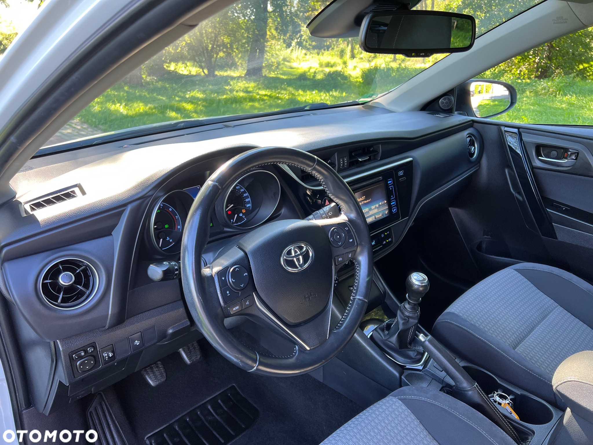 Toyota Auris 1.2 Turbo Team Deutschland - 14