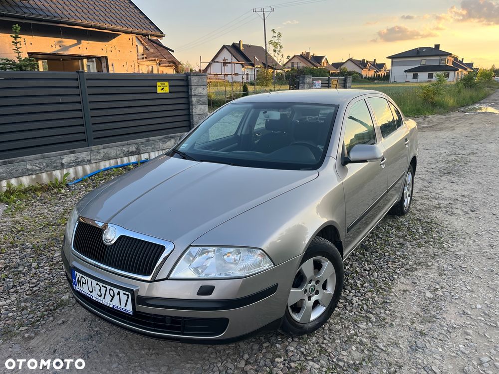 Skoda Octavia 1.6 Ambition - 20