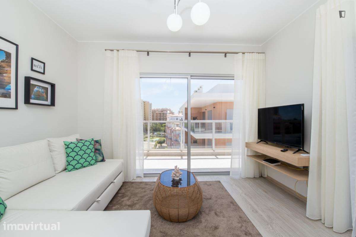 Apartamento com 1 quartos - localizado em Portimao - Grande imagem: 3/20
