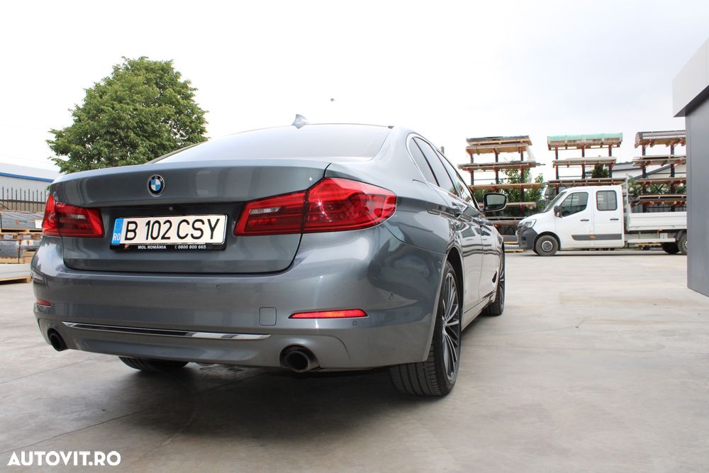 BMW Seria 5 530d xDrive AT - 6