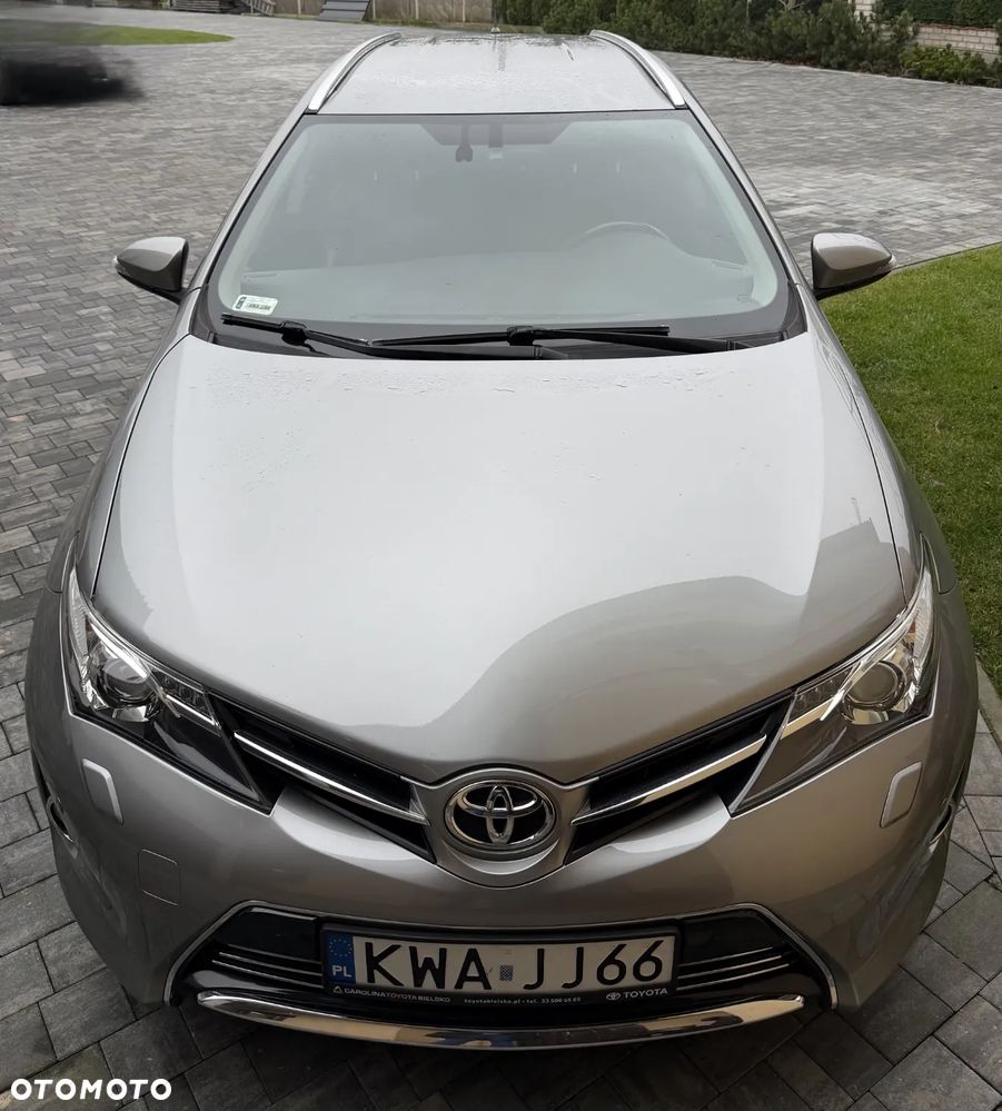 Toyota Auris 1.6 Prestige - 1