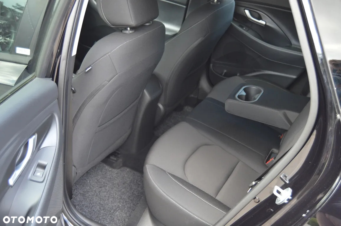 Hyundai i30 1.4 T-GDI YES - 9