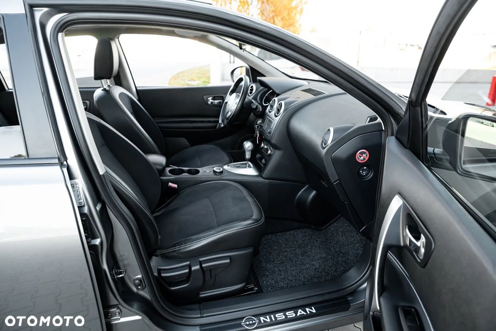 Nissan Qashqai+2 - 25