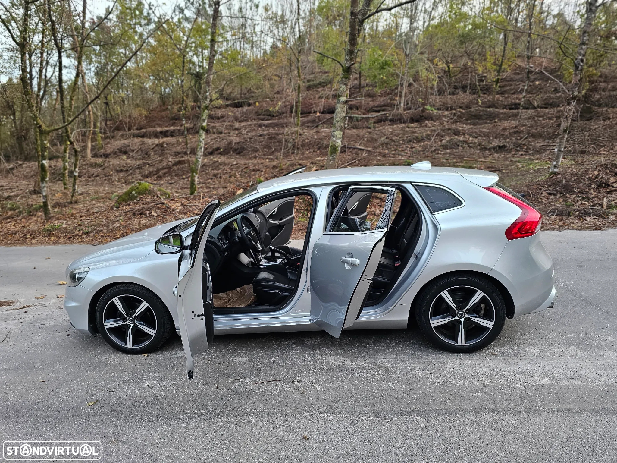 Volvo V40 1.6 D2 Eco R-Design - 21