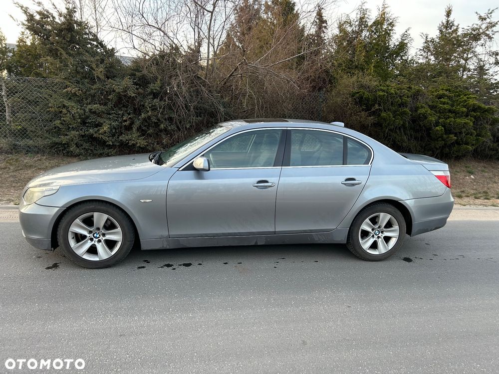 BMW Seria 5 520i - 3