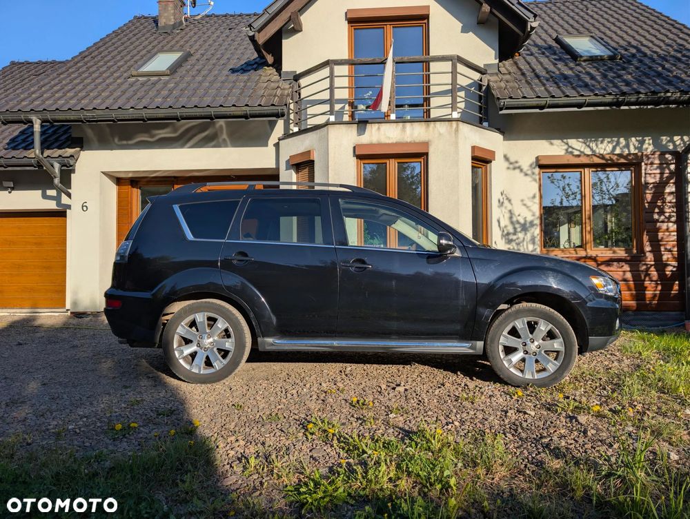 Mitsubishi Outlander 2.4 Instyle EU5 CVT - 3