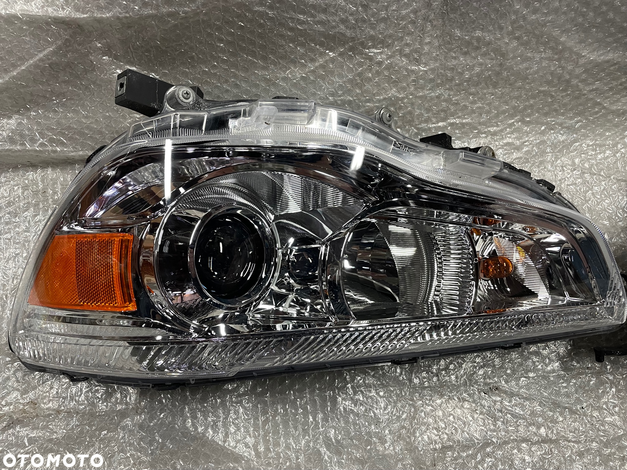LAMPA PRZÓD LEWA PRAWA SOCZEWKA H7 MITSUBISHI ASX - 25