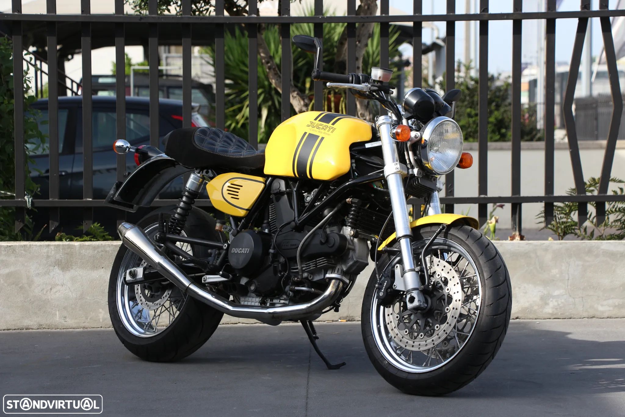Ducati GT Touring - 1
