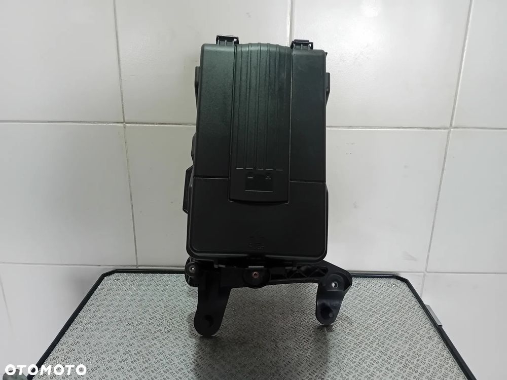 obudowa akumulatora VW Eos 2007 1K0915333D - 1