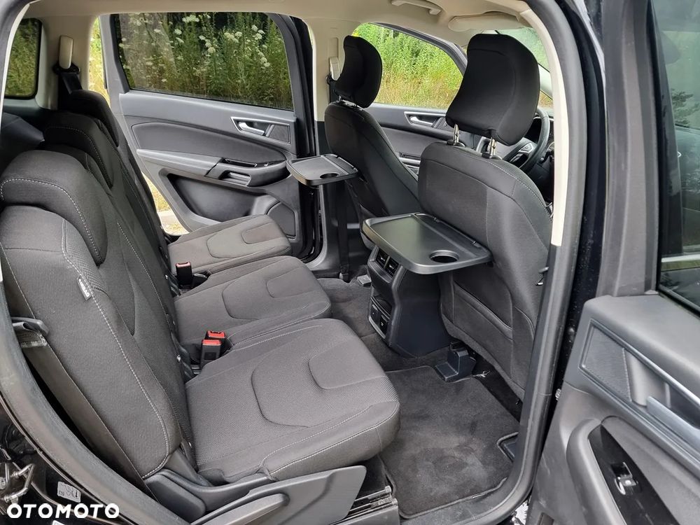 Ford S-Max - 8