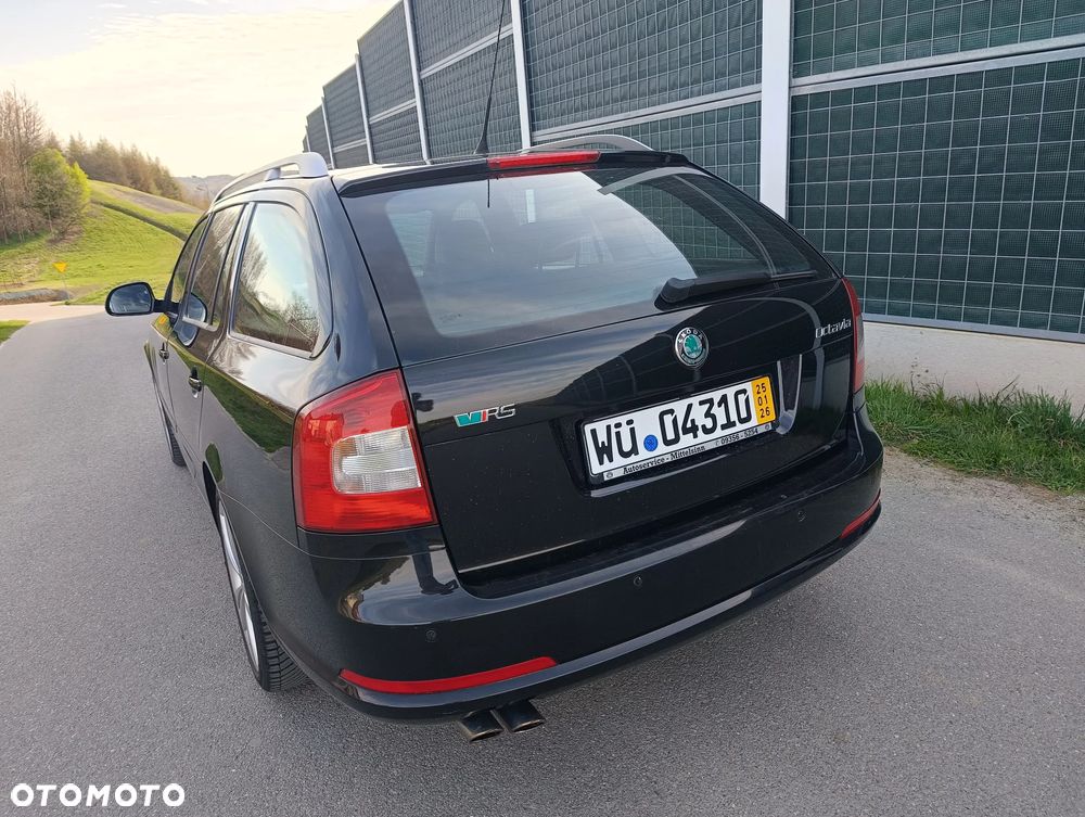 Skoda Octavia 2.0 TDI DPF RS - 13