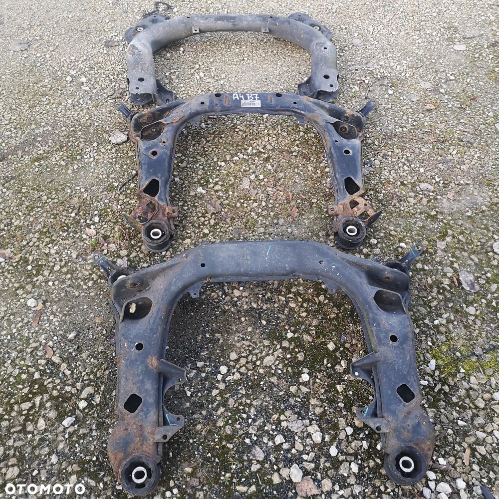 SANKI TRAWERS KOŁYSKA PRZÓD AUDI VW - 2