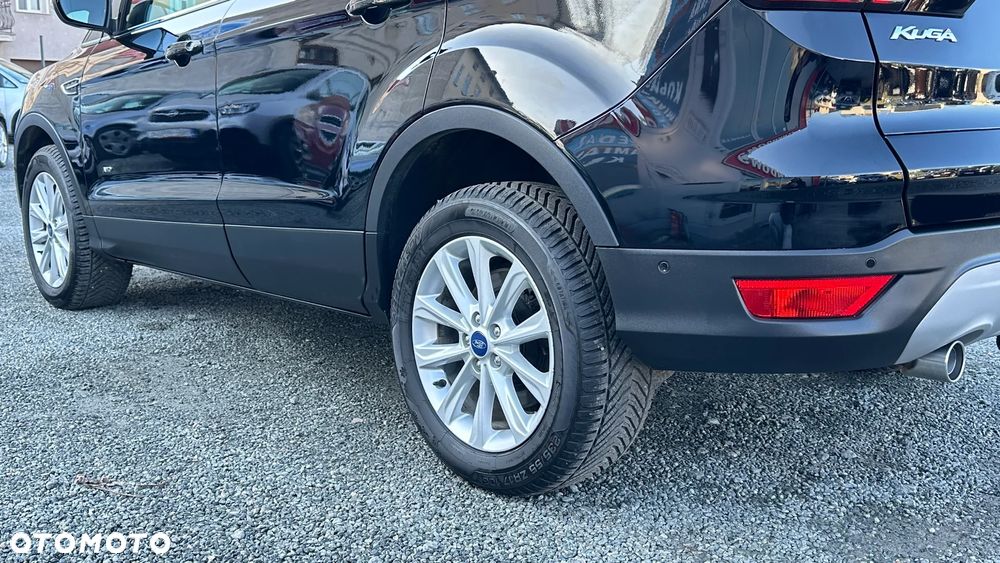Ford Kuga - 17