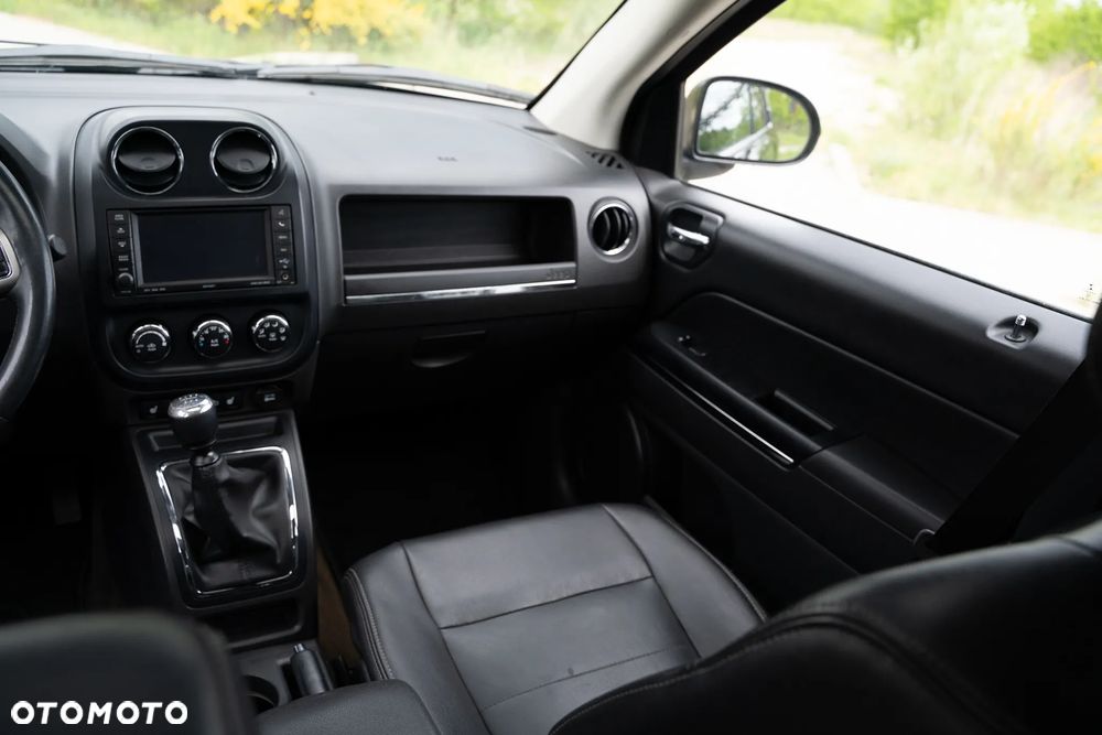 Jeep Compass 2.2 CRD 4x4 Sport - 25
