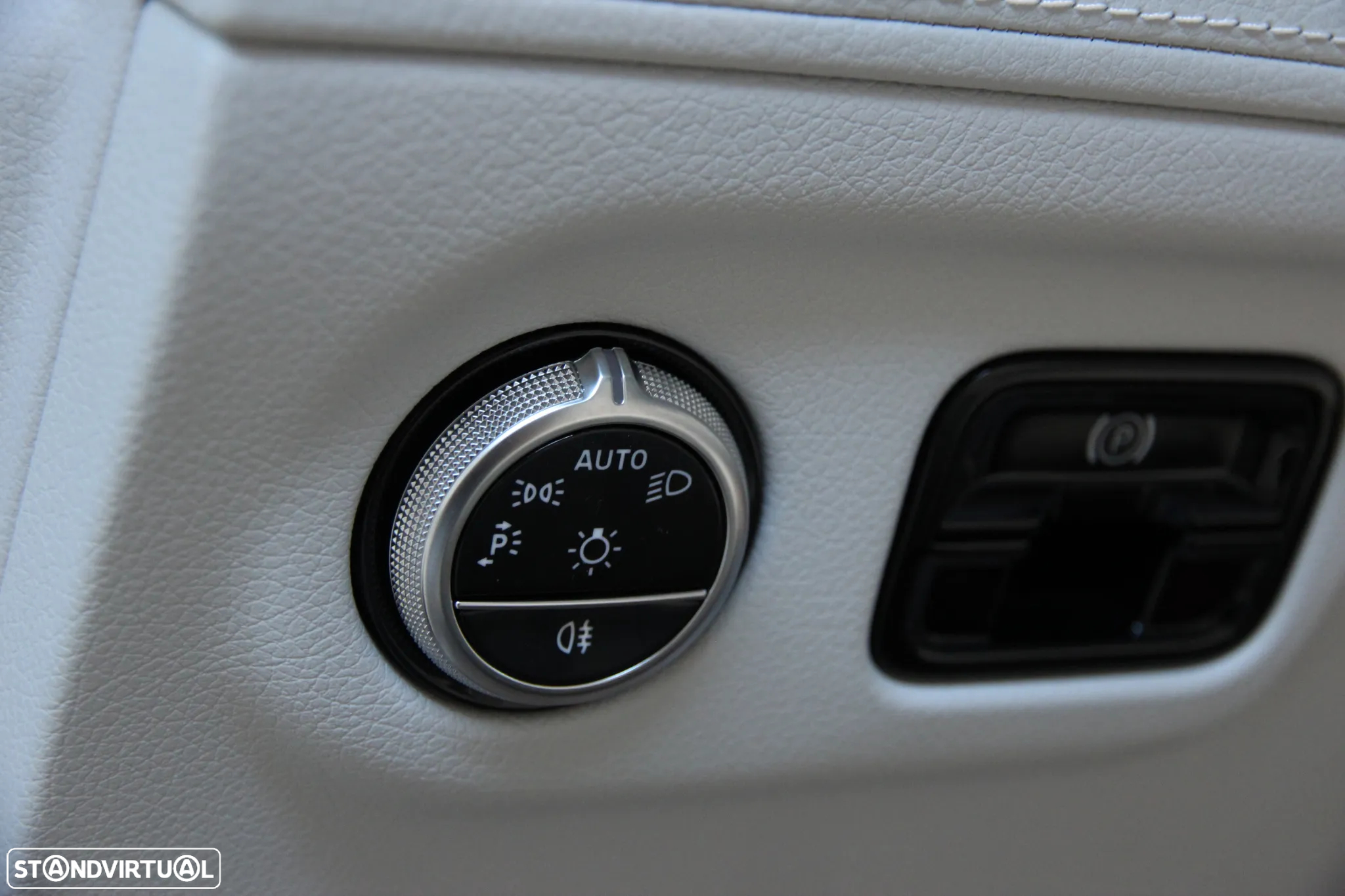 Mercedes-Benz EQE 43 AMG 4Matic - 15