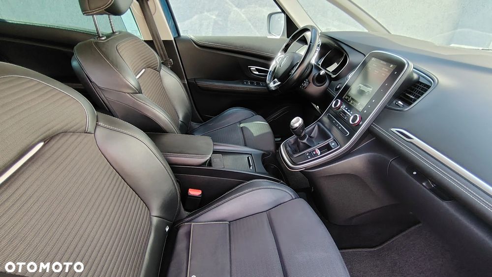 Renault Scenic ENERGY TCe 130 INTENS - 19