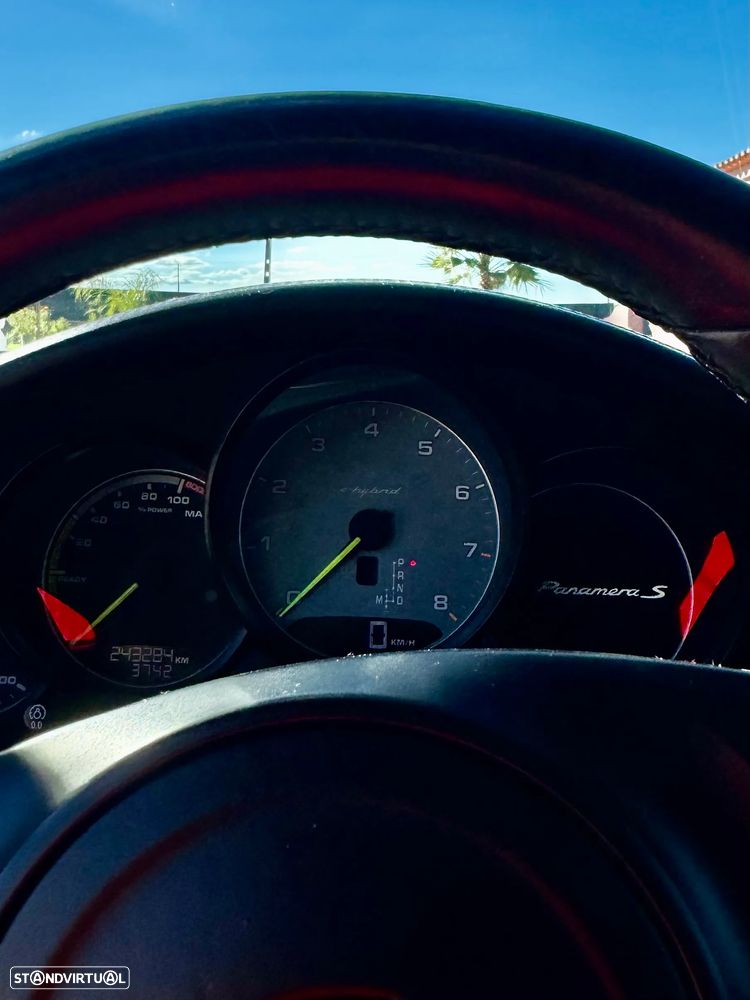 Porsche Panamera S Hybrid - 20
