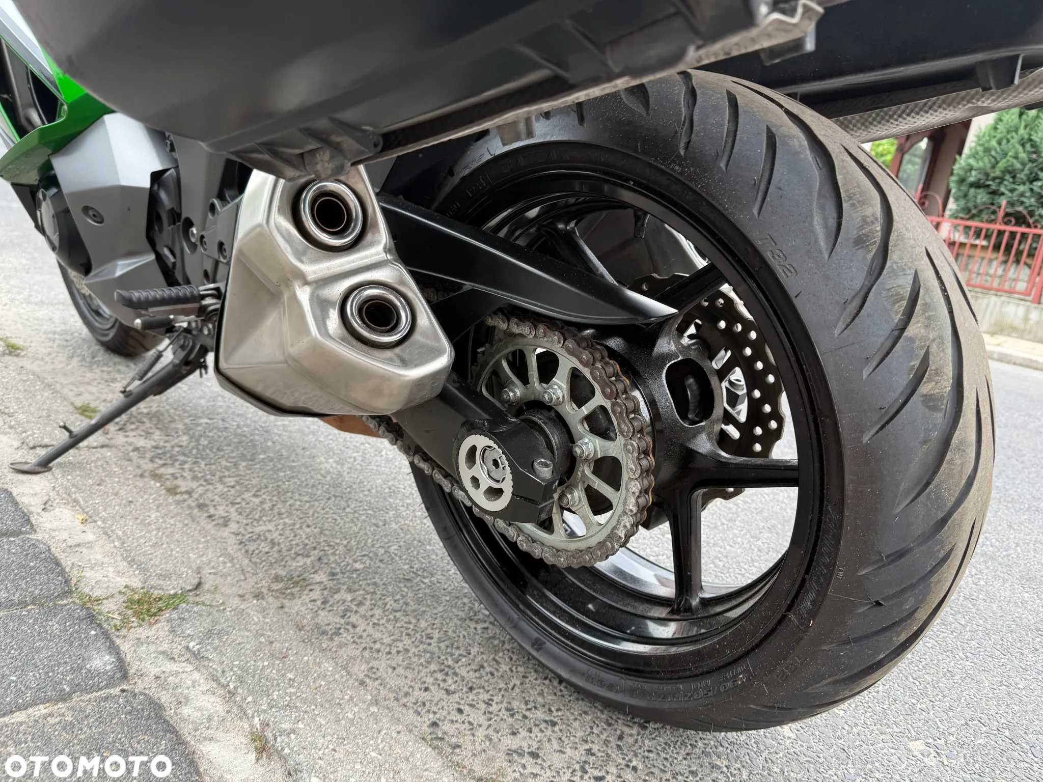 Kawasaki Ninja 1000 SX - 30