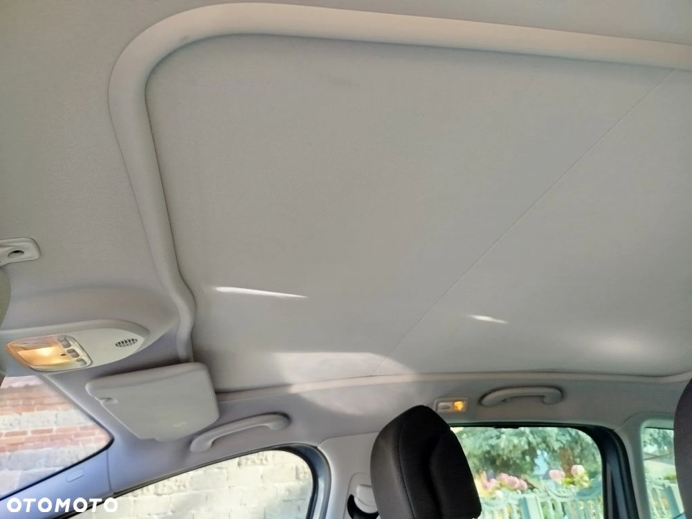 Peugeot 3008 2011 photo 4
