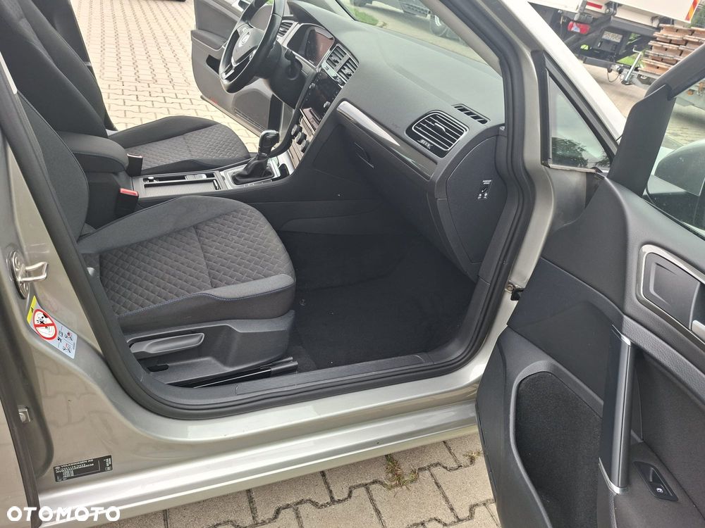 Volkswagen Golf 1.6 TDI (BlueMotion Technology) DSG Comfortline - 11