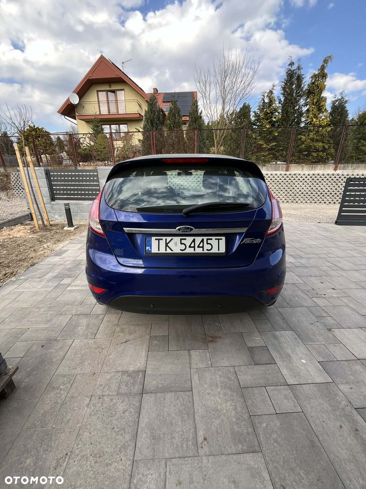 Ford Fiesta 1.5 TDCi Ambiente - 18