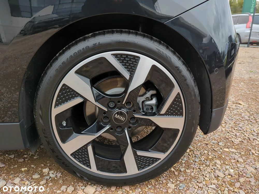 MINI Cooper SE 54.2kWh Linia Favoured - 13