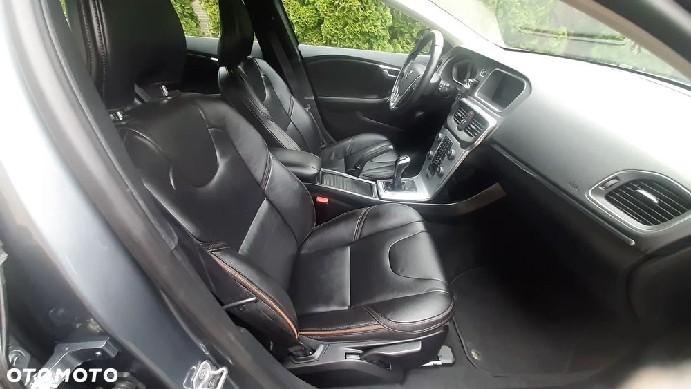 Volvo V40 Cross Country T3 - 30