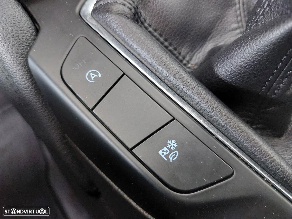 Ford Kuga 1.5 TDCi EcoBlue Titanium - 28