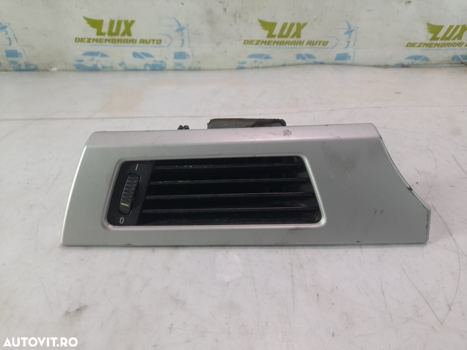 Grila ventilatie bord 91304599 BMW Seria 3 E90 [facelift] [2008 - 201 - 1