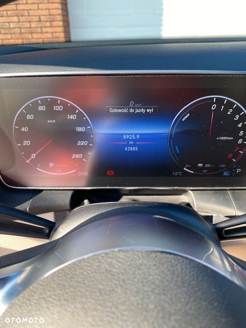 Mercedes-Benz GLC - 9