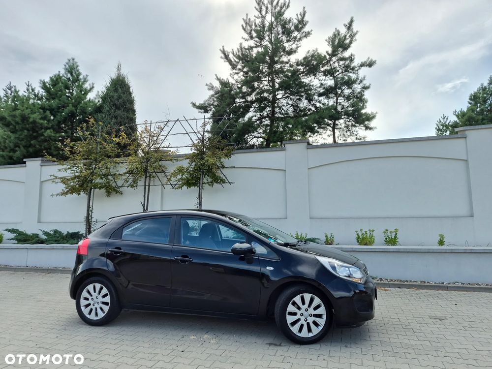 Kia Rio - 16