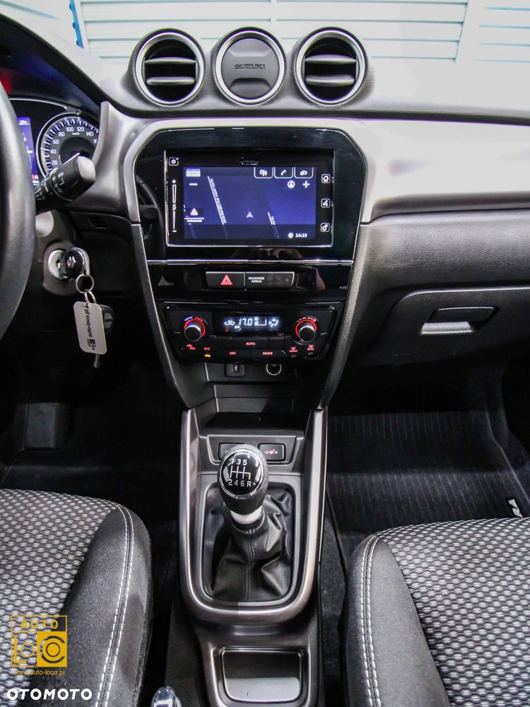 Suzuki Vitara 1.4 Boosterjet SHVS Premium 2WD - 16