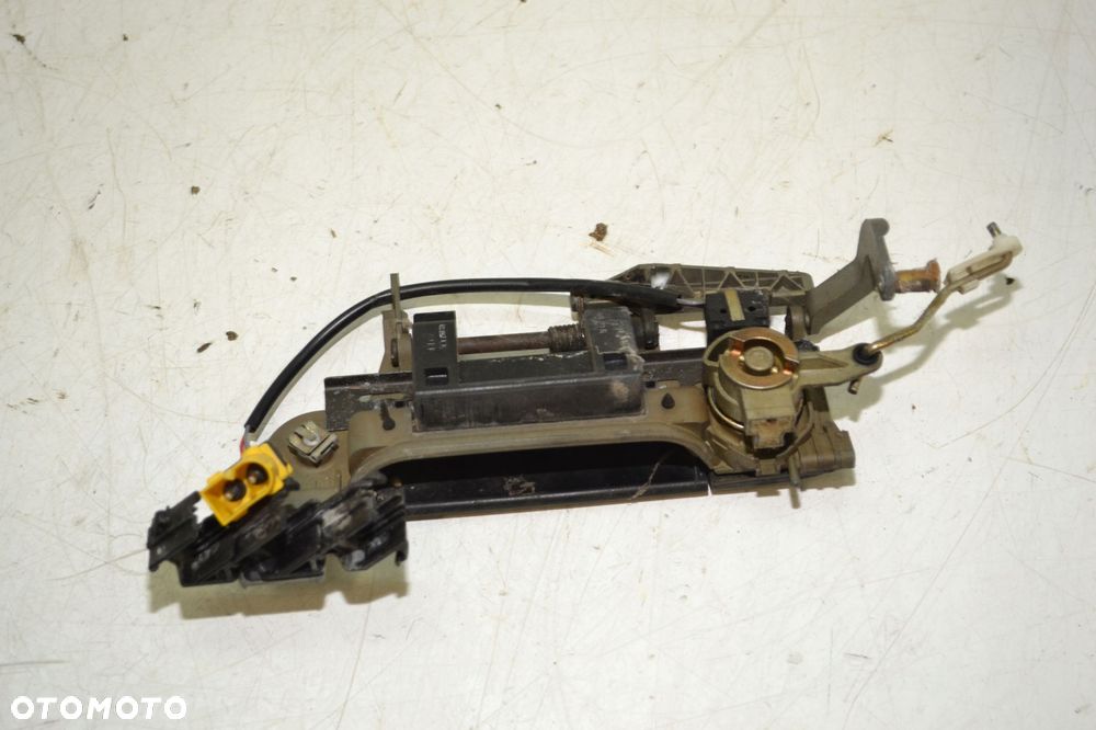 KLAMKA ZEWNĘTRZNA DRZWI PRAWY PRZÓD BMW E36 1960801 - 3